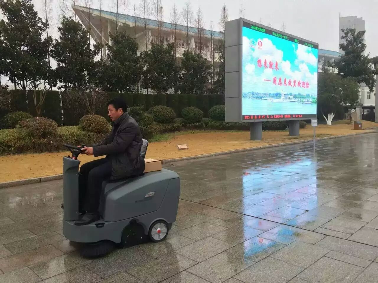 &#72;&#74;&#67;&#40644;&#37329;&#22478;